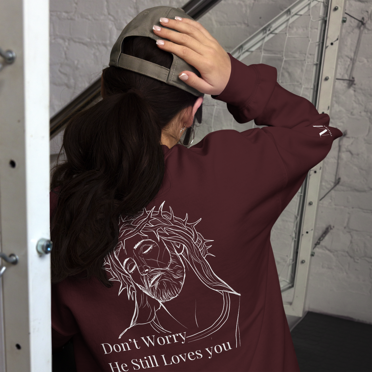 Romans 5:8 Unisex sweatshirt W/White Print