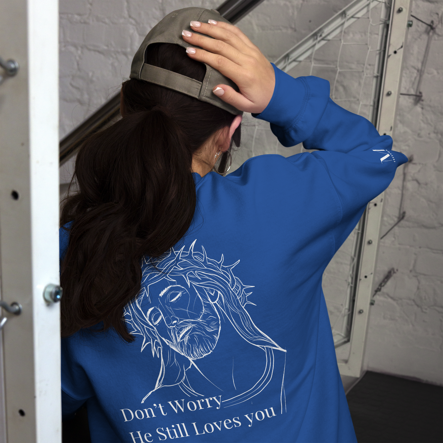 Romans 5:8 Unisex sweatshirt W/White Print